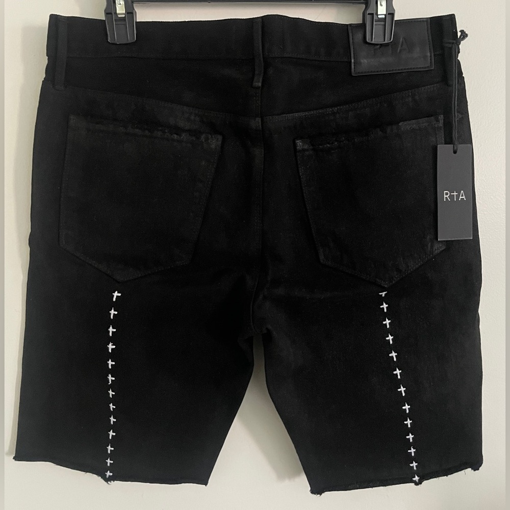 NEW 32W RTA Mens JET Black denim Waxed Distressed 100% Cotton Cross Jean Shorts